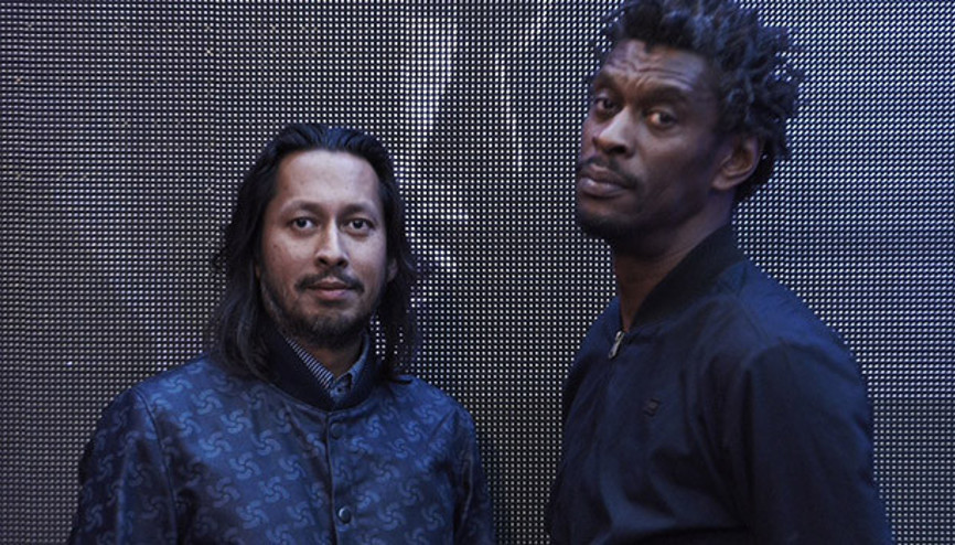 Massive Attack’le iki tek attık