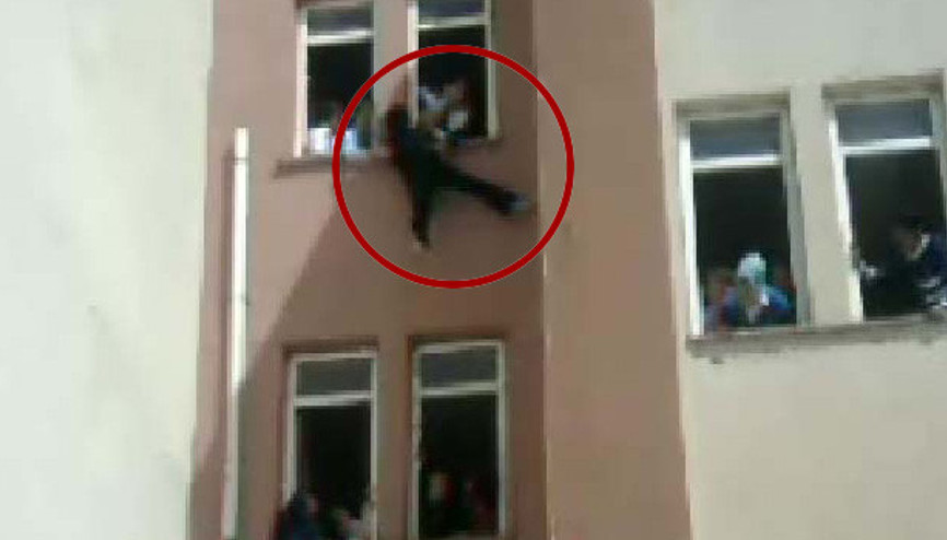 Pencereden atlayan kızı öğretmenleri yakaladı