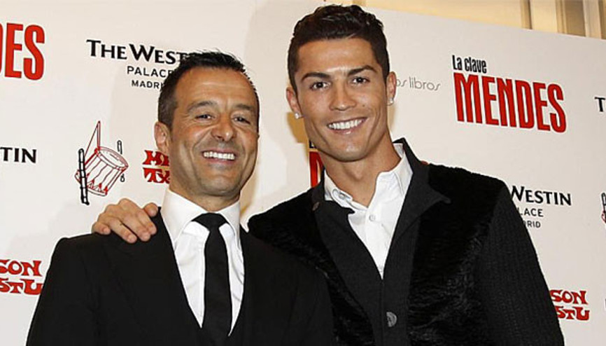 Ronaldo ada hediye etti