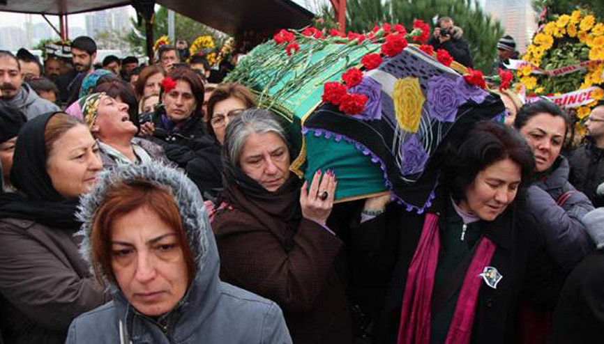 Fadime anne oğlunun yanına gitti