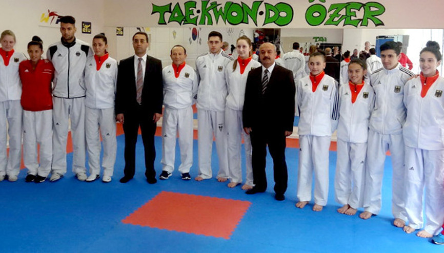 Baskonsolostan moral ziyareti