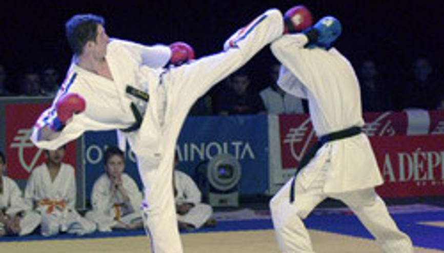 21 Yaş Altı Karate Şampiyonası başladı