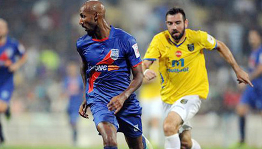 Anelka futbolcu-teknik direktör oldu