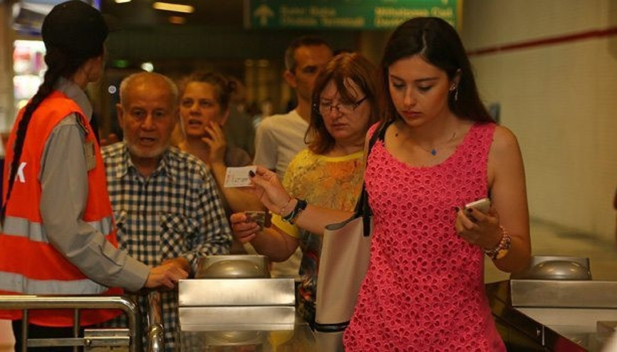 Kentkart krizinde son durum: Geçersiz kartlara değişim başladı