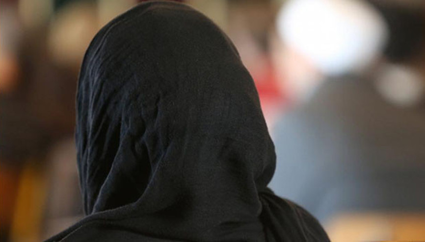 Almanya başörtüsünü tartışıyor