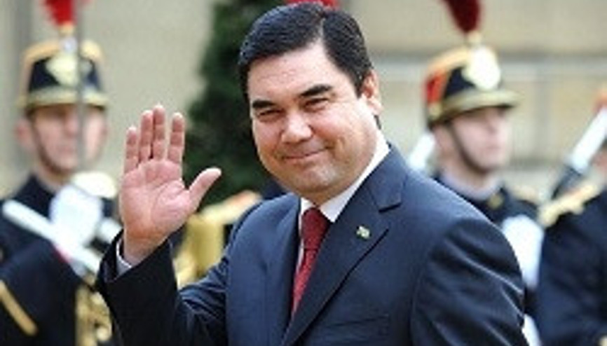 Türkmen lider Bisiklete binin emri verdi