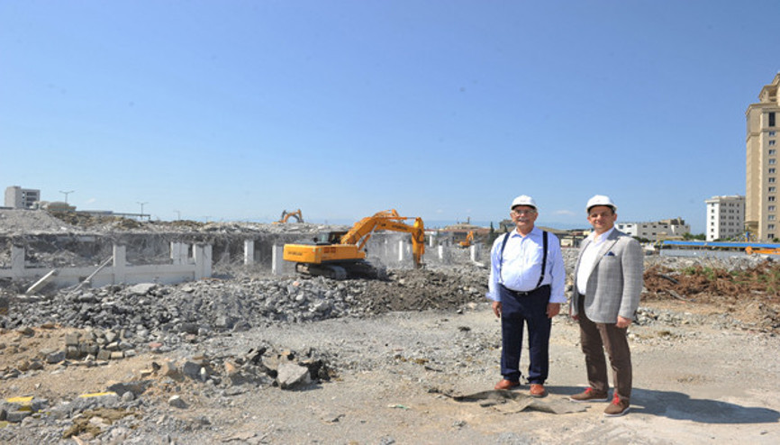 DKY inşaat, Praktiker arazisinin dönüşümüne başladı