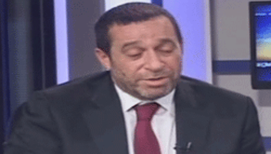 Denktaş canlı yayında fenalaştı