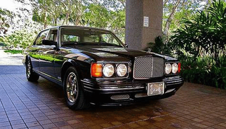 Zırhlı Bentley açık artırması