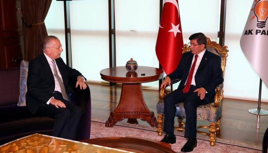 Ahmet Davutoğlu, Ekmeleddin İhsanoğlu görüşmesi 20 dakika sürdü