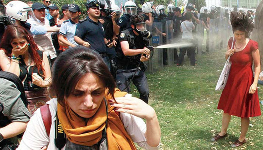 Kırmızılı kadın davasında flaş karar