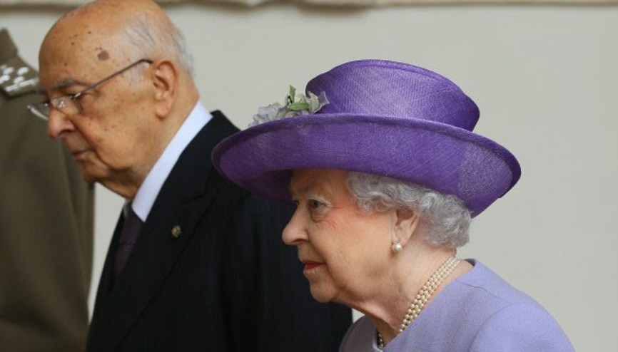 Kraliçe Elizabeth’ın Nazi selamı Kraliçe Elizabeth’ın Nazi selamı