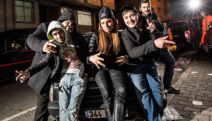 Parise de yollasanızBağcılardan vazgeçmeyiz Parise de yollasanızBağcılardan vazgeçmeyiz