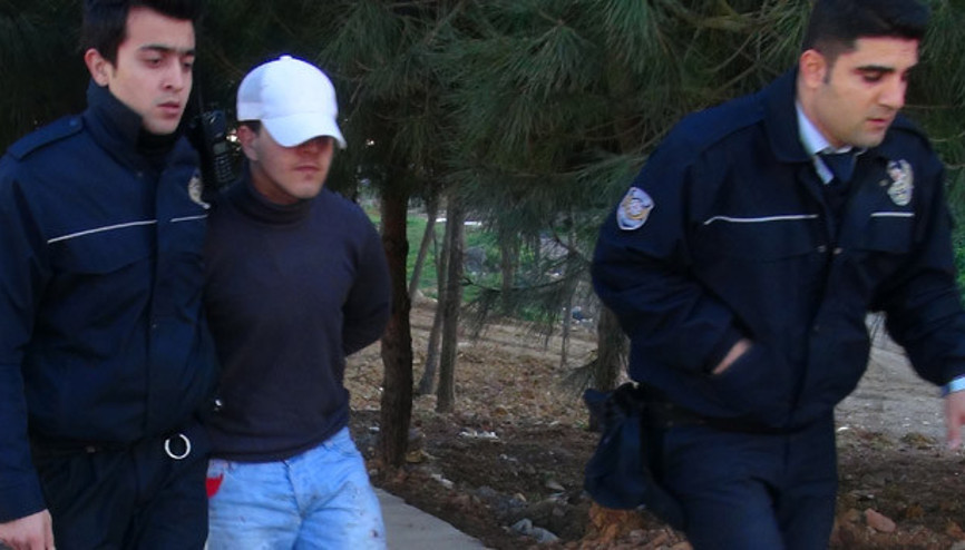 Kendimi kesecektim görünce onu kestim Kendimi kesecektim görünce onu kestim