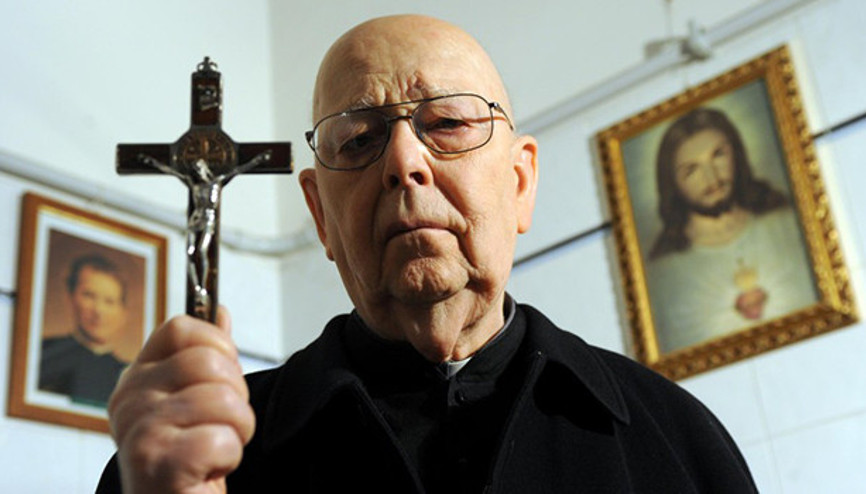 Papa şeytan çıkardı mı