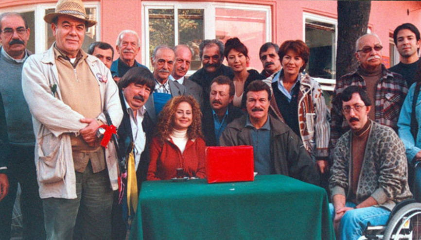 Mahallenin Muhtarları dizisi oyuncuları şimdi ne yapıyor