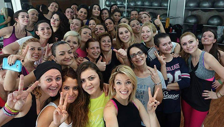 Lösemili çocuklar için zumba