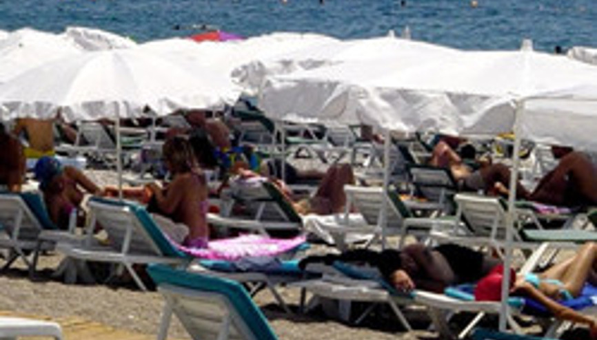 Mısırdan kaçan turist, Türkiyede sezonu uzattı Mısırdan kaçan turist, Türkiyede sezonu uzattı