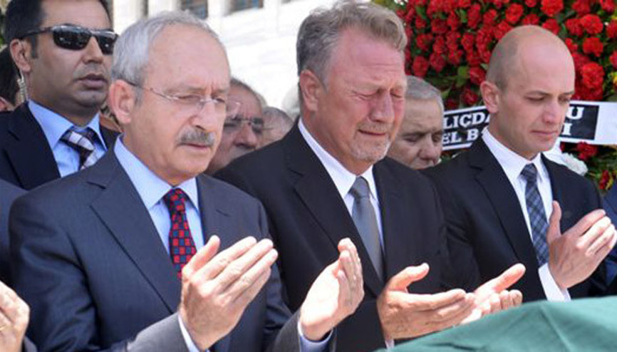 Zeki Sezer gözyaşlarına boğuldu