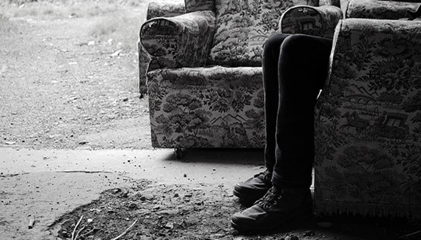 Erkekler bıçaklarken  kadınlar zehirliyor