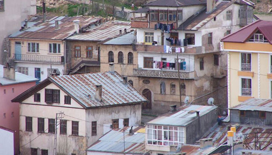 İnekleri güderken kulaklarında Beyoncé