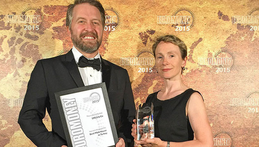 Euromoney Ünlü&Coya ödül verdi