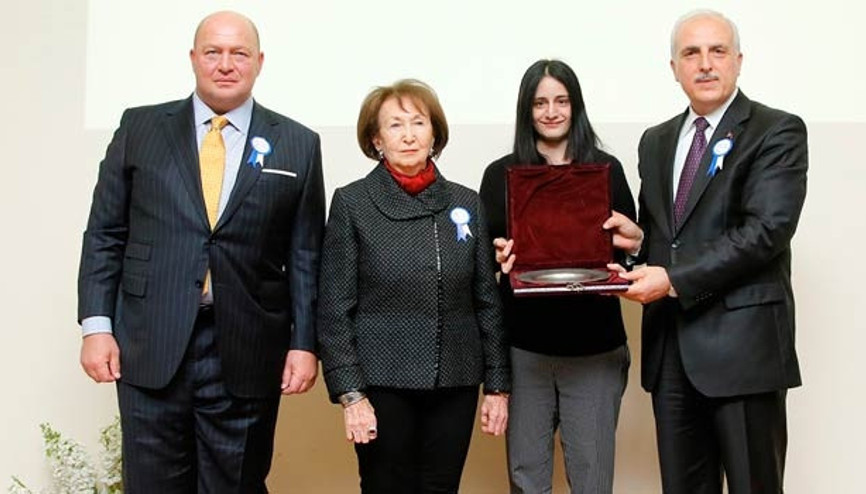 Koç Holdinge vergi ödülü