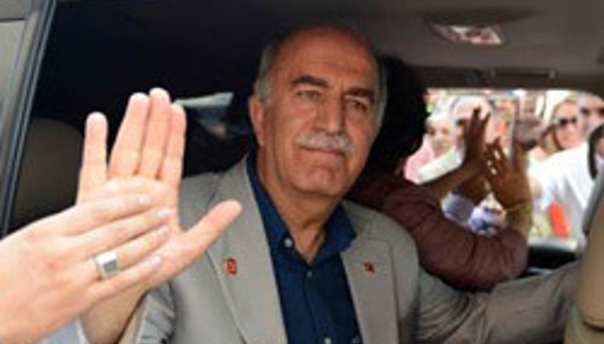 Vali Harput, Bursaya veda etti