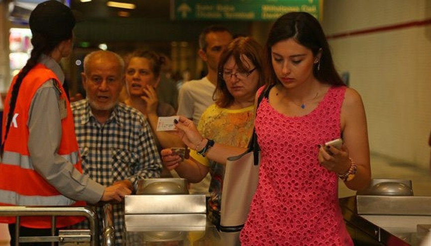 İzmirde Kentkart bu kez de mahkemelik oldu