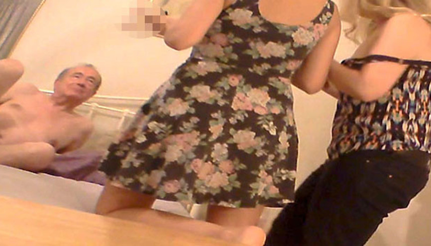 İngiltereyi sarsan seks ve uyuşturucu skandalında flaş gelişme İngiltereyi sarsan seks ve uyuşturucu skandalında flaş gelişme