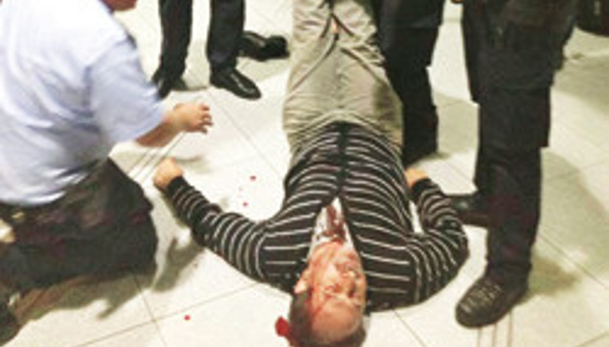 Alman polisinden Türk’e dayak