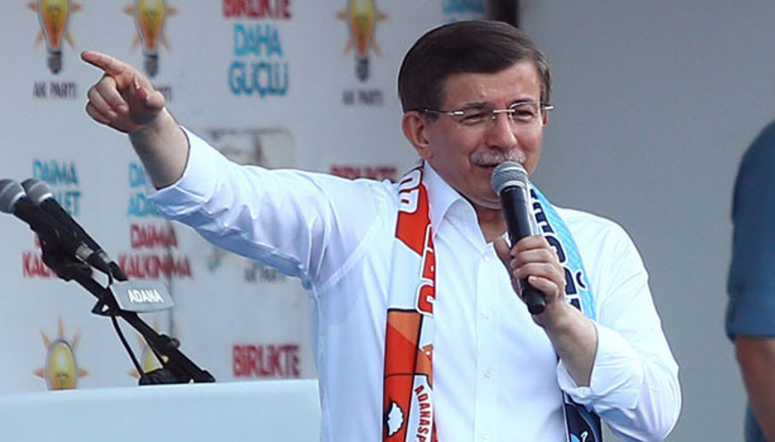 Davutoğlu: Türbeye gittik Suriye’ye girdik Davutoğlu: Türbeye gittik Suriye’ye girdik
