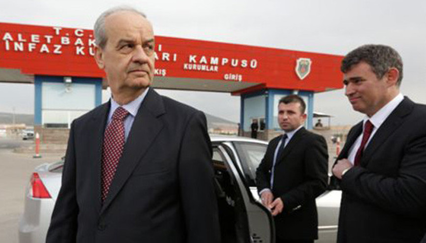 Başbuğ: Siz o kararı savunamazsınız