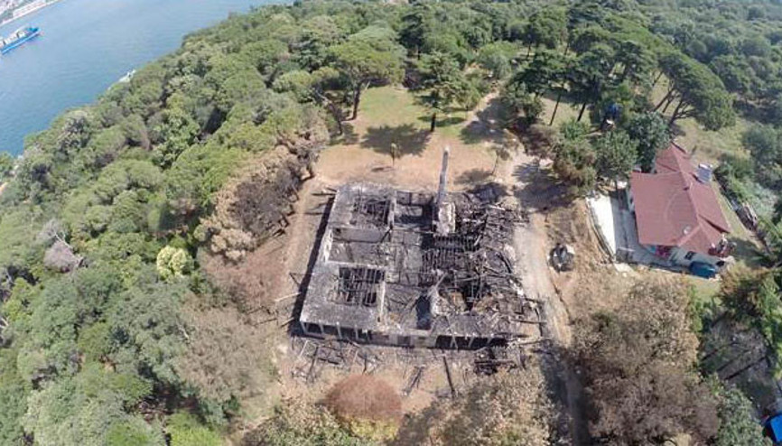 Hüseyin Avni Paşa Köşkündeki yangının sırrını itfaiye rapor çözecek