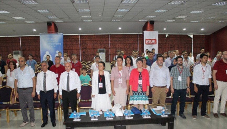 Öğretmenlere medya okur yazarlığı