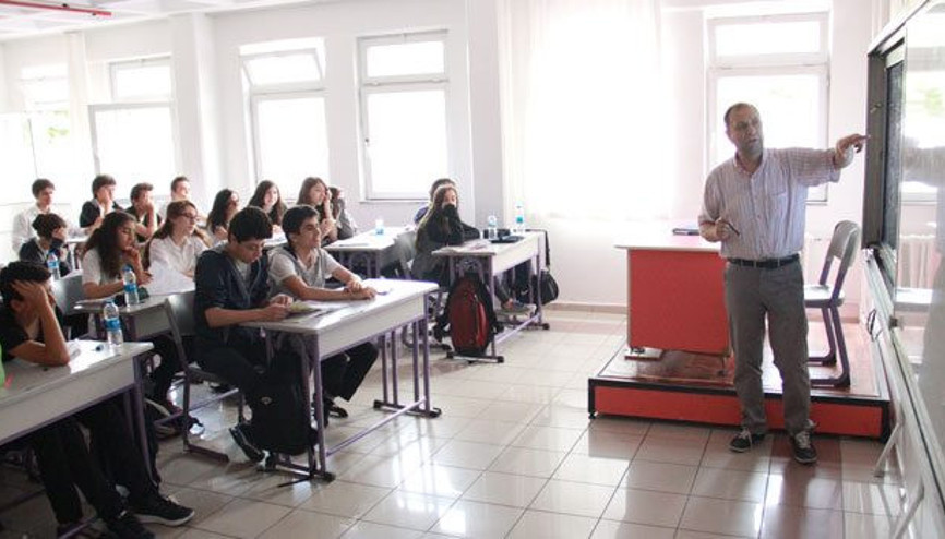 36 bin 512 öğretmen kadrosu için 162 bin başvuru