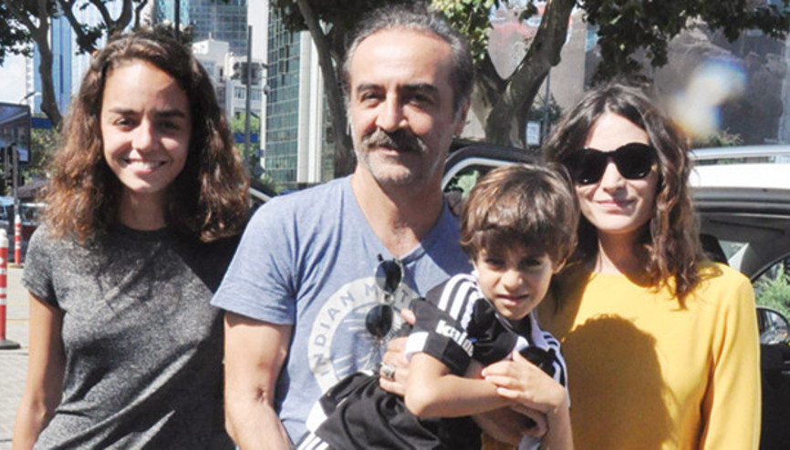 Belçim Bilgin-Yılmaz Erdoğanda mutluluk pozu