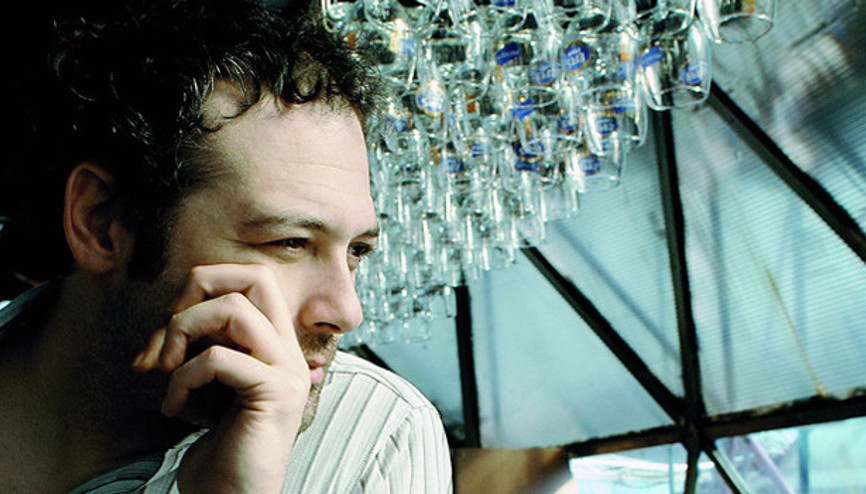 Şehir Tiyatroları Genel Sanat Yönetmeninden Levent Üzümcüye destek