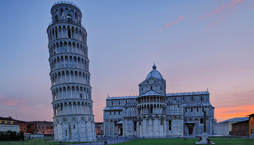 Pisa ve kulesi