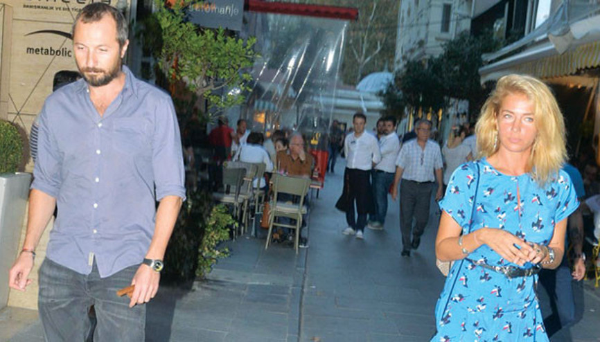 Burcu Esmersoy sevgilisi Tuna Aksu ile