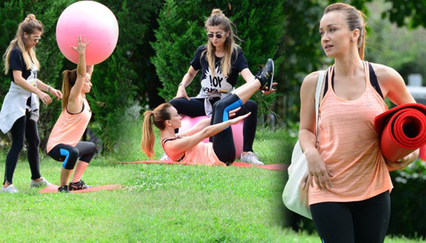 Başak Daşman açık havada pilates yaptı
