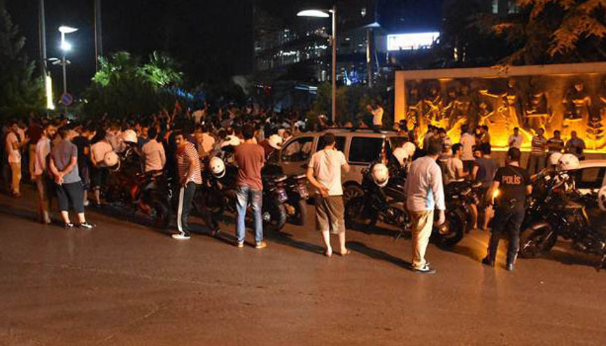 Hürriyet’e saldırıya tepki