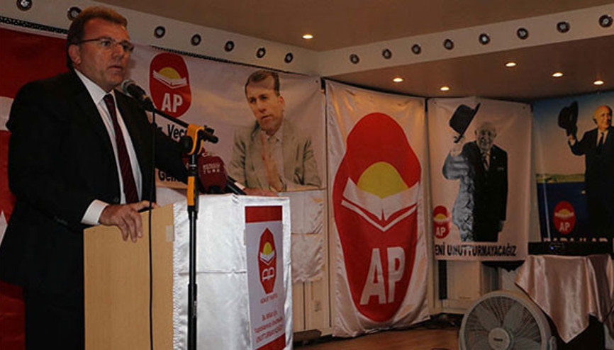 Süleyman Demirelin partisi geri dönüyor