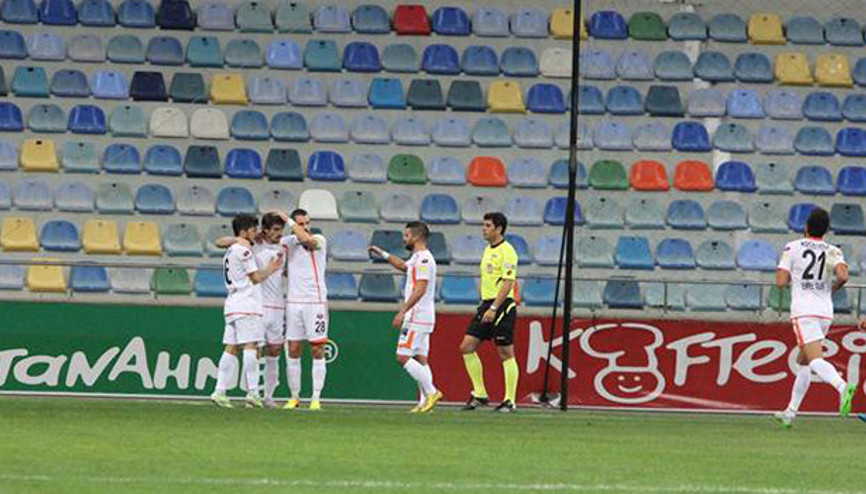 Ergin Keleş hat-trick yaptı, K. Erciyes dağıldı