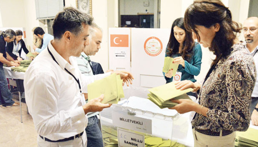 AK Parti Diyarbakırda 15 sandıkta itiraz etti