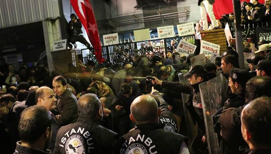 Koza-İpek Grubuna ait medya şirketlerine kayyumun girişi dış basında