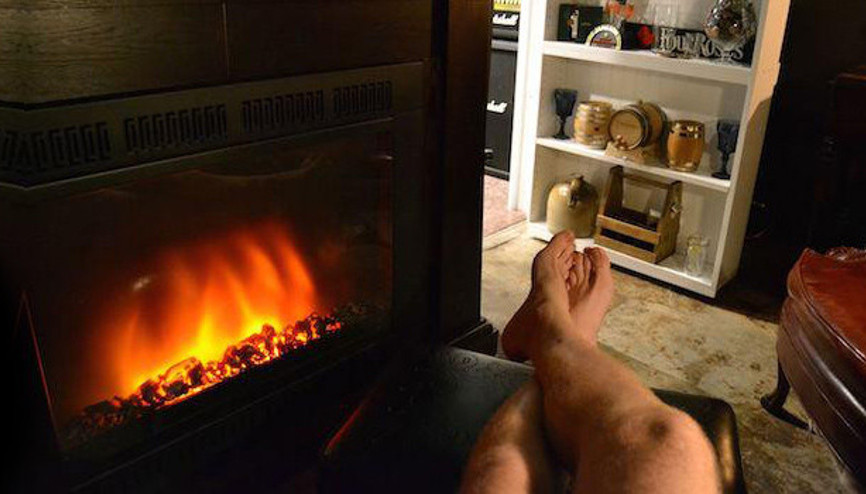 Sigara bağımlılığı yüzünden evine gizli oda yaptı