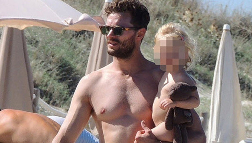 Aile babası Jamie Dornan