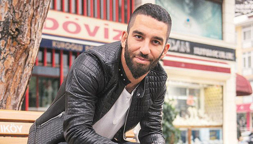 Arda Turan: Kimseye biat etmem, bizde sosyalizm var Arda Turan: Kimseye biat etmem, bizde sosyalizm var