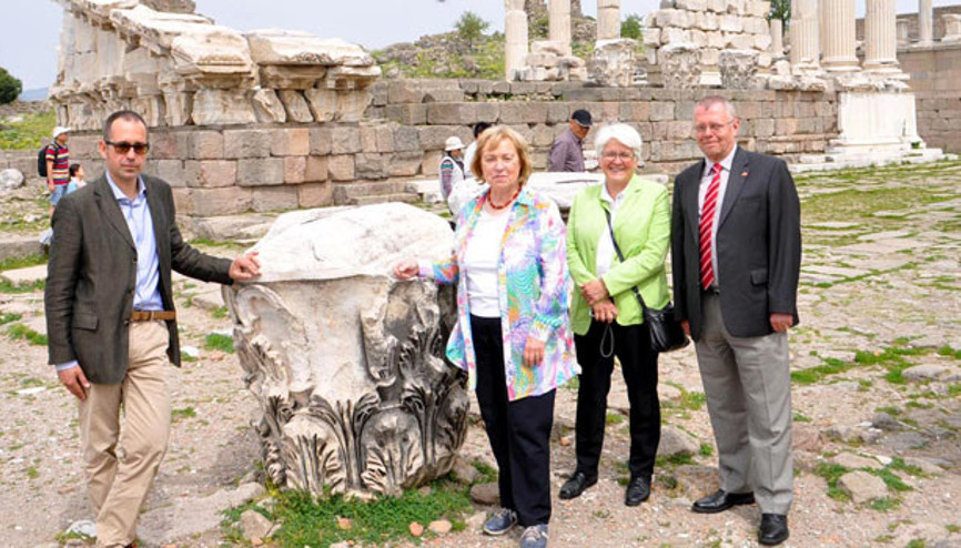 Böhmer Bergama’ya hayran kaldı